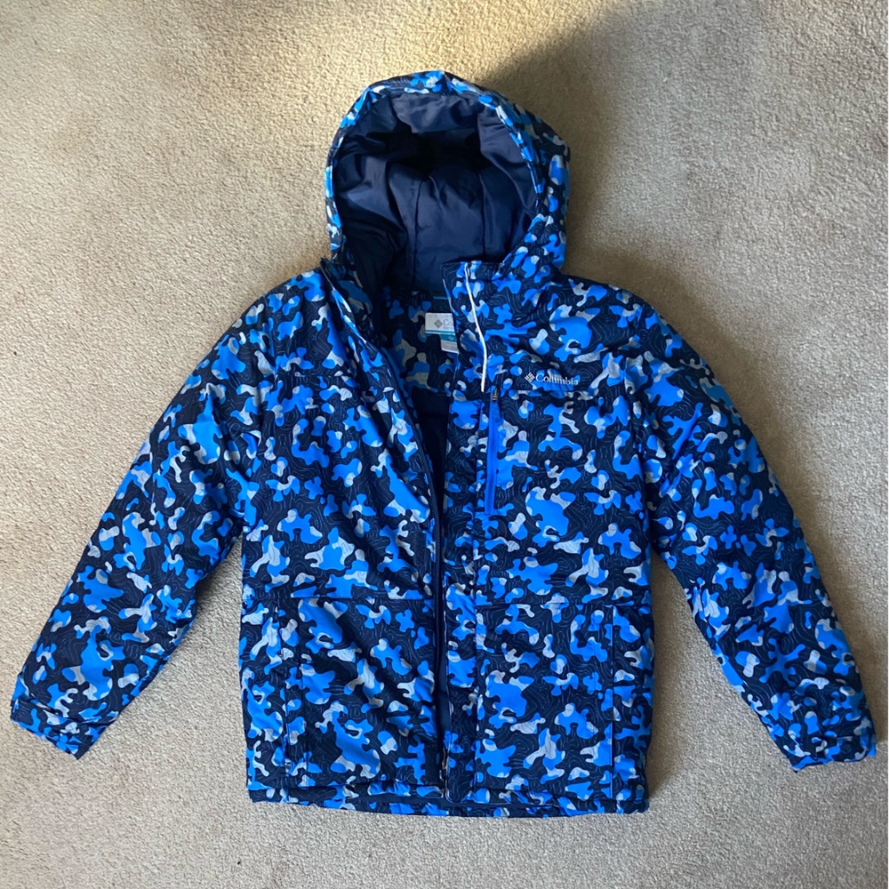 Columbia boys winter coat, blue camo, big kids size Large (14-16)
